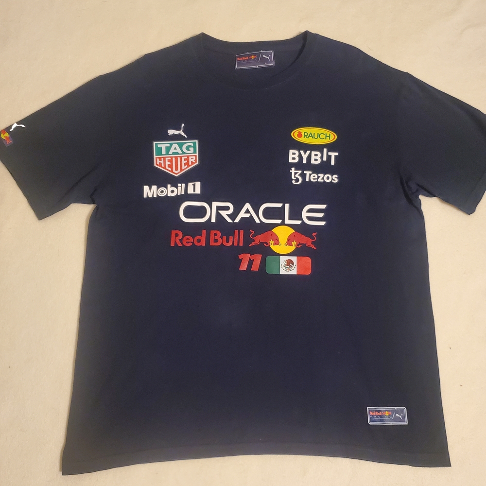 Red Bull Racing F1  T-Shirt  2022 Num 11 Of  "Checo" Perez. Size L.
